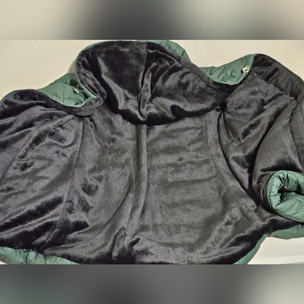 Puffer Jacket - image 6